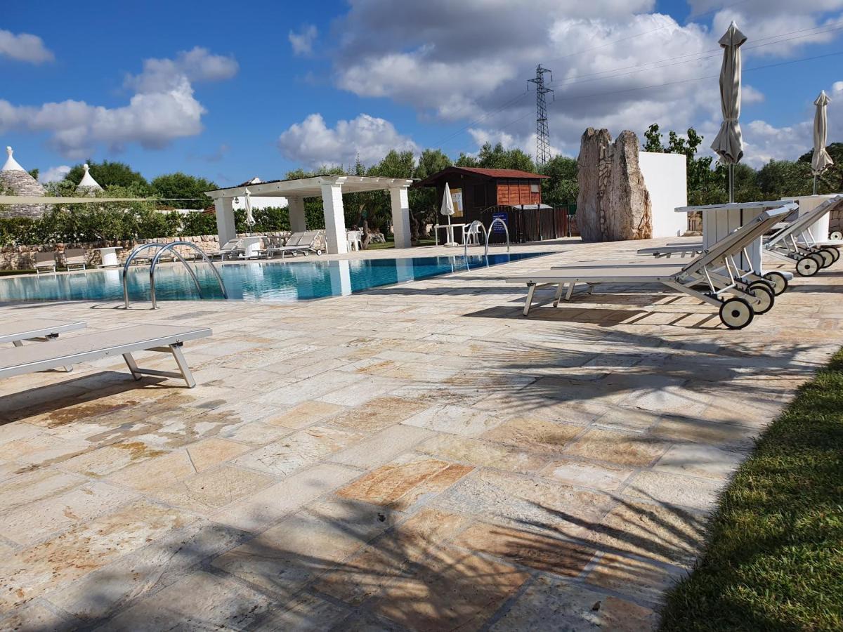 I Trulli Del Nonno Michele Guest House Алберобело Екстериор снимка