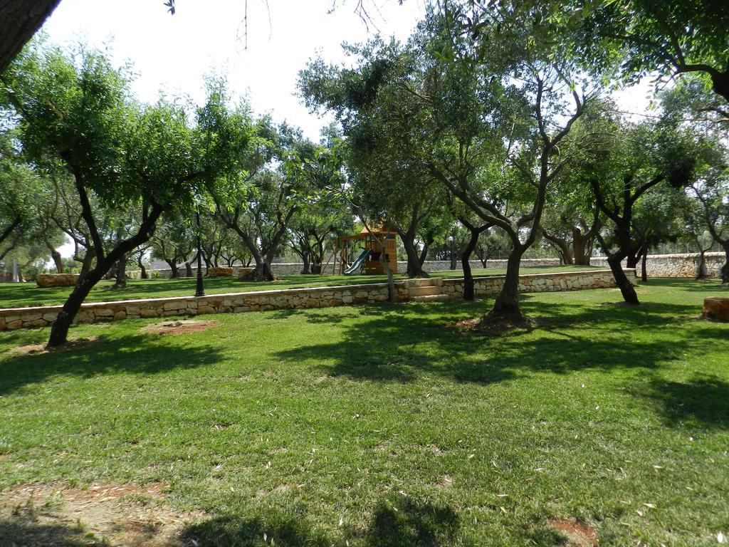I Trulli Del Nonno Michele Guest House Алберобело Екстериор снимка