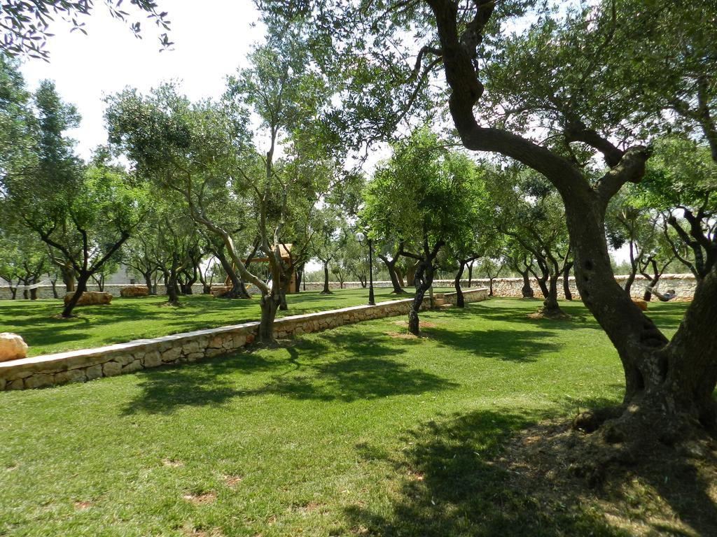 I Trulli Del Nonno Michele Guest House Алберобело Екстериор снимка
