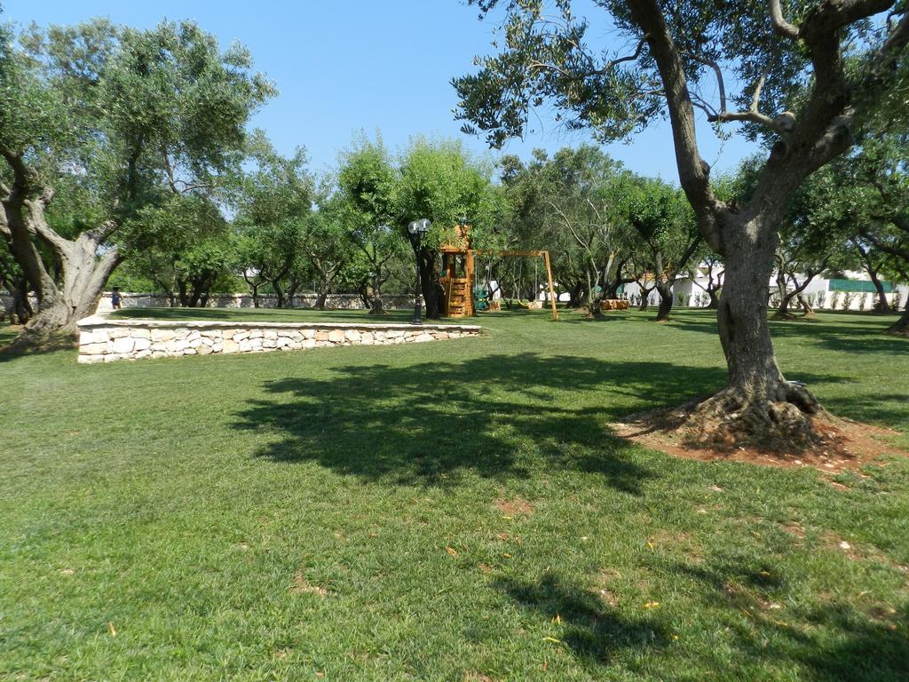 I Trulli Del Nonno Michele Guest House Алберобело Екстериор снимка