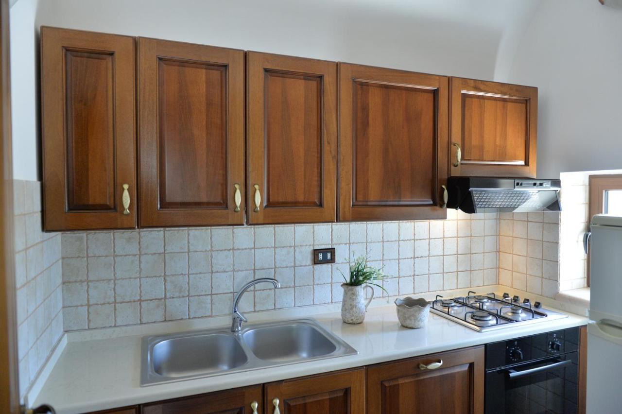 I Trulli Del Nonno Michele Guest House Алберобело Екстериор снимка